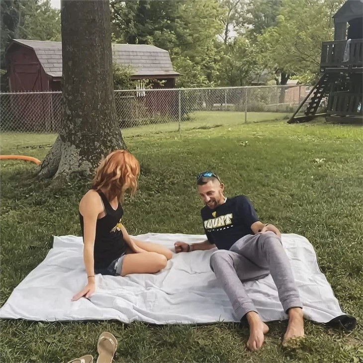 Waterproof Stadium Blanket Waterproof Stadium Blanket